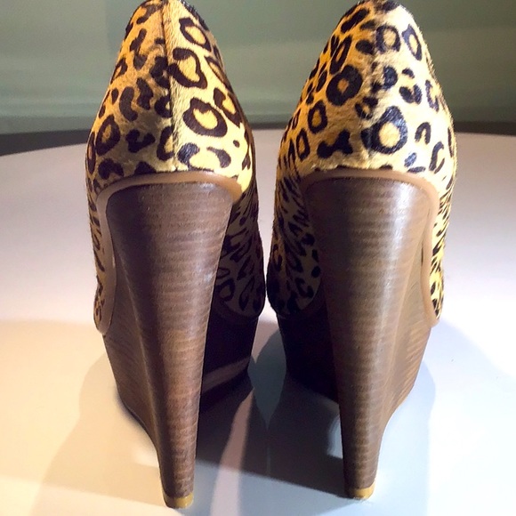 STEVE MADDEN PAMMY WOMANS PLATFORM WEDGE LEOPARD PRINT SIZE 8 - Picture 5 of 5